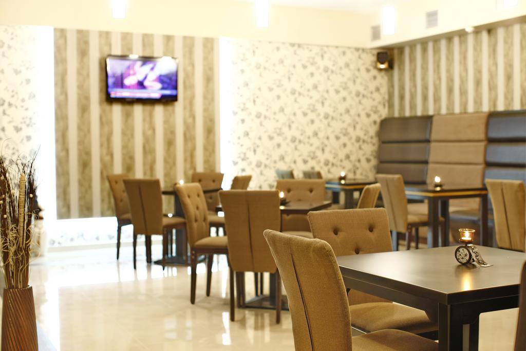 Garni Hotel Tema Nova Cacak Bagian luar foto